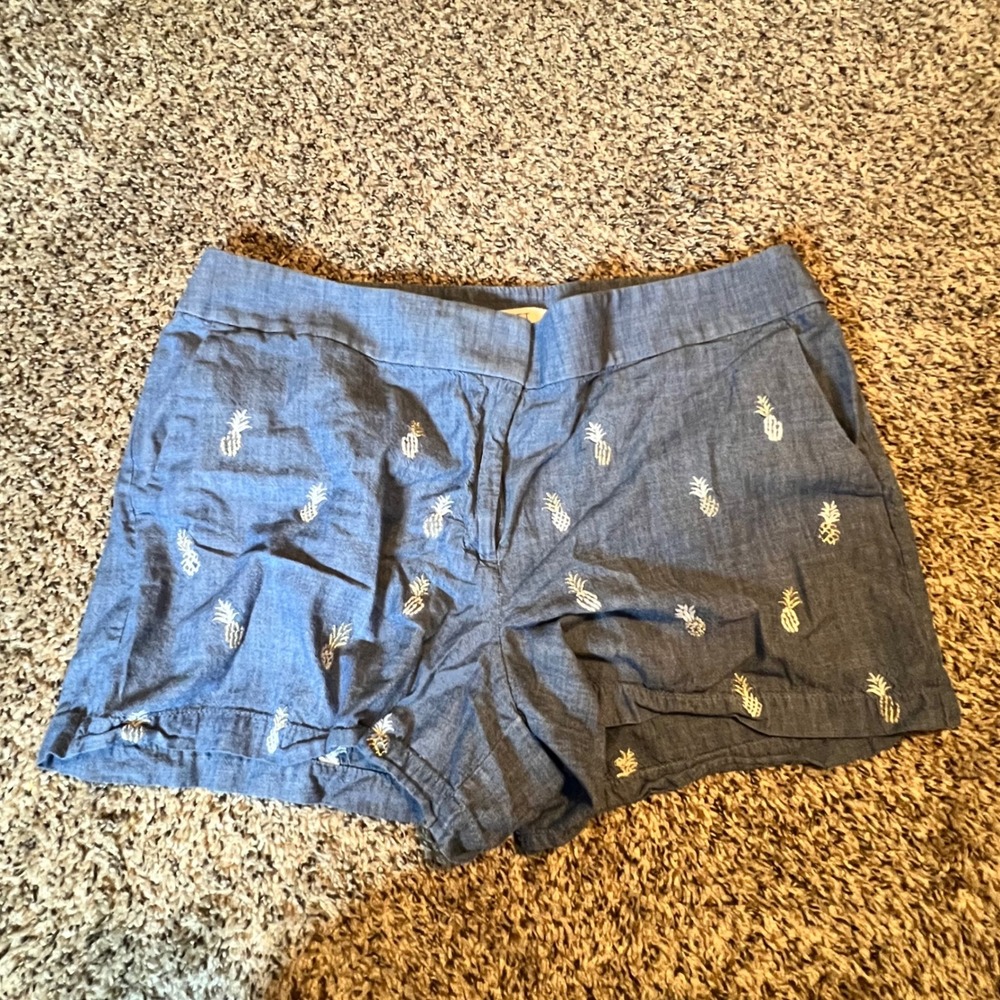 LOFT Riviera Shorts Blue Pineapple Embroidered Chambray Style Womens Size 14